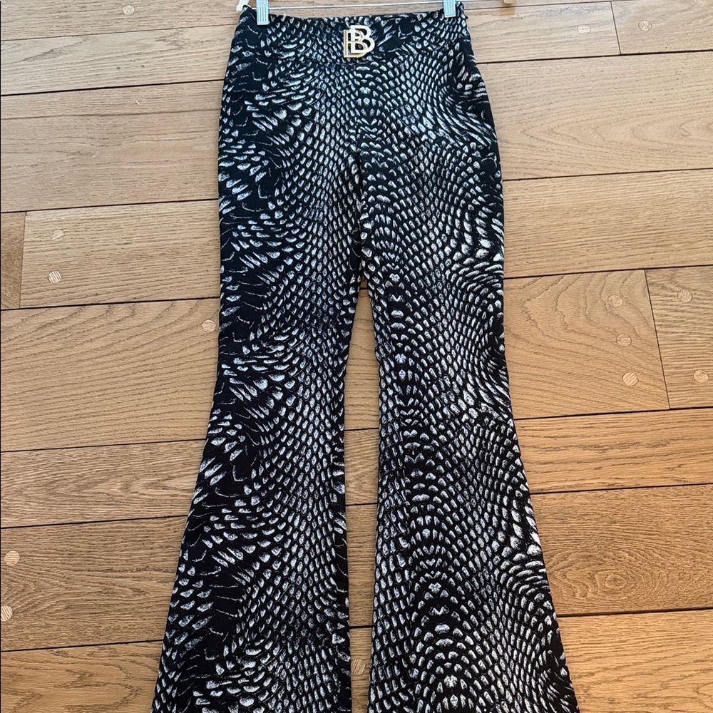 Black & White Patterned Boot-Cut Pants - Women